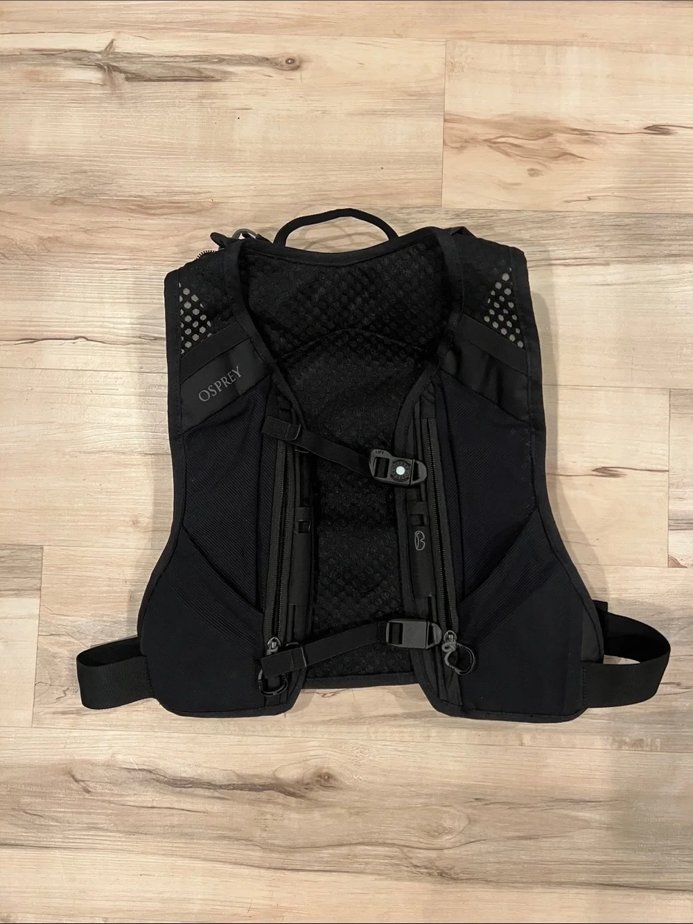 OSPREY Escapist 6 Hydration Pack - Black